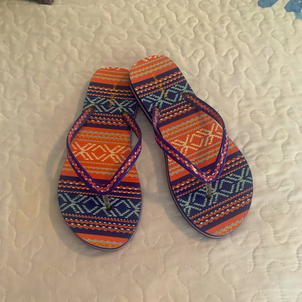 Vera Bradley ladies Colorful Patterned Flip Flops Sz 8